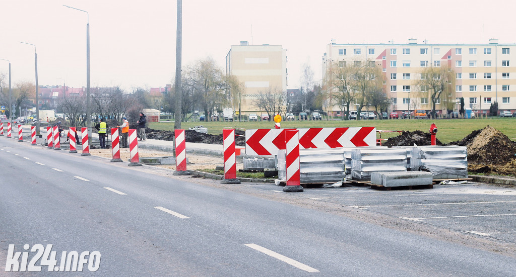 Budowa parkingu przy ul. Błażka