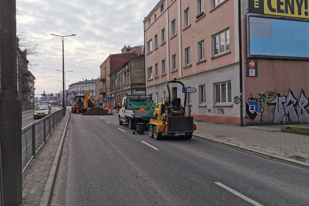 Roboty drogowe na Dworcowej