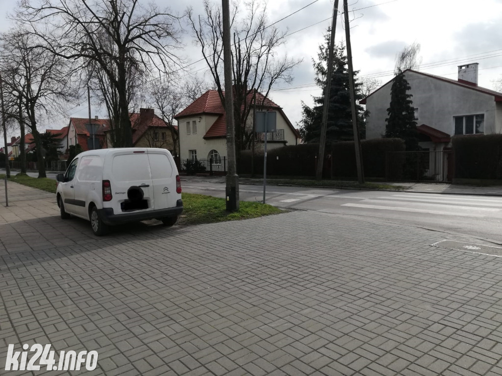 Lutowi wirtuozi parkowania