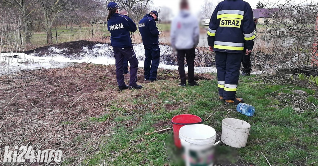 Pożar sterty opon w Zagajewicach
