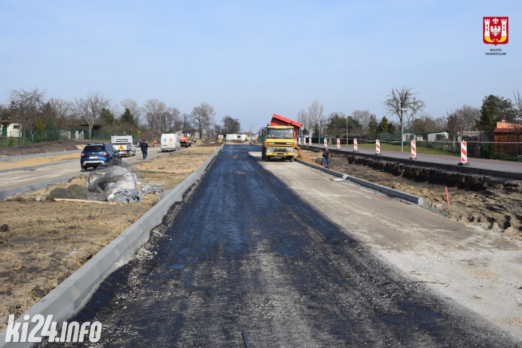 Budowa ostatniego odcinka ulicy Józefa Glempa