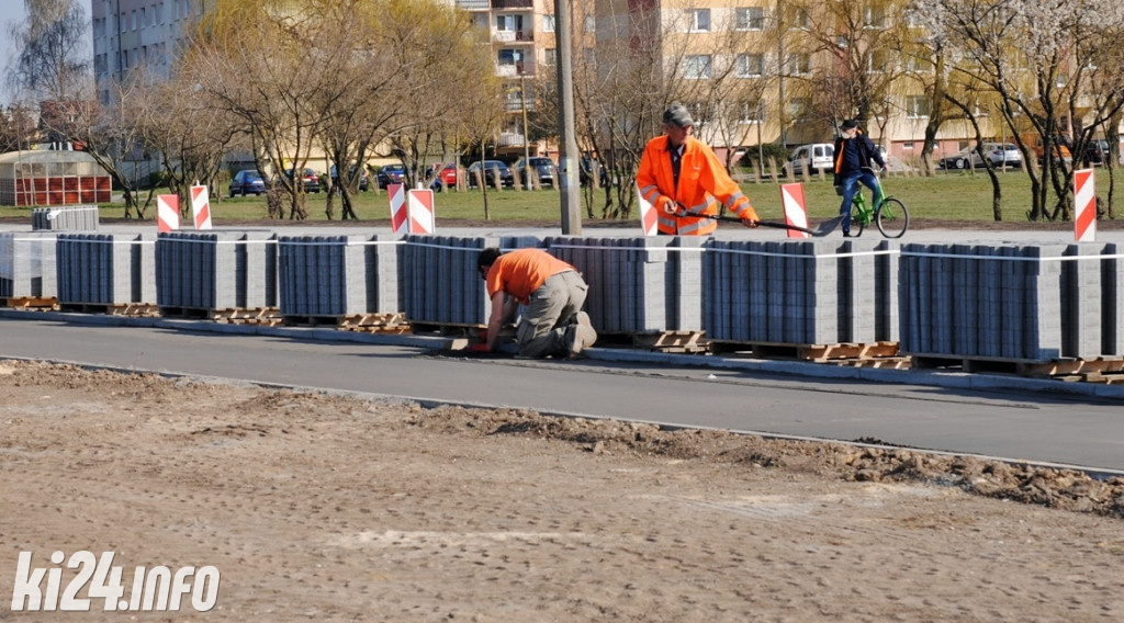 Przebudowa ciągu pieszo-rowerowego przy ul. Błażka