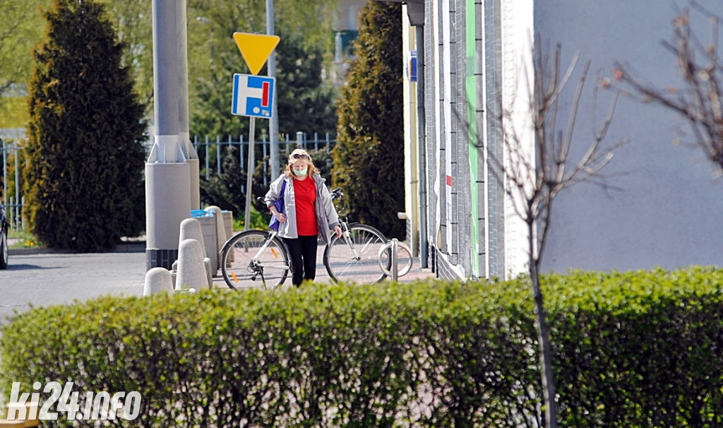 Inowrocławianie założyli maseczki ochronne