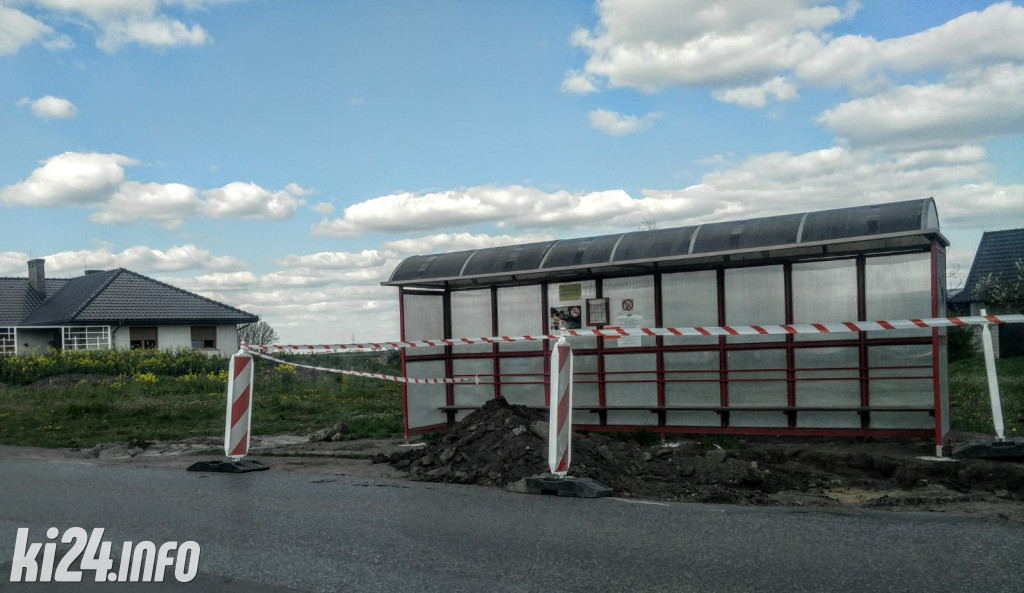 Ludzkie kości pod przystankiem autobusowym