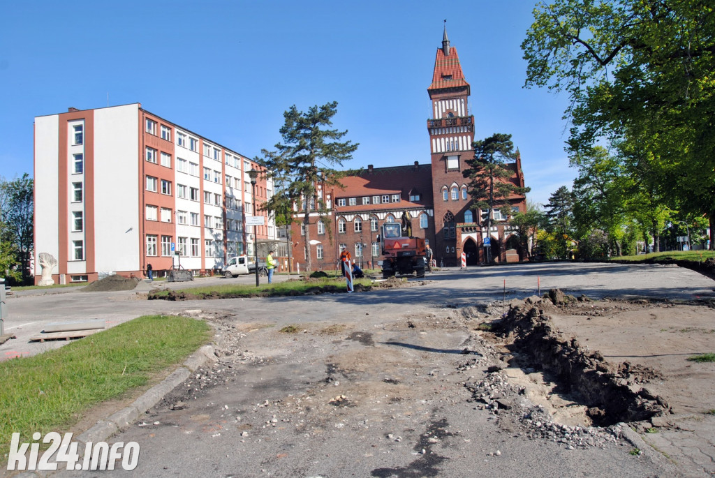 Remont parkingu przed starostwem