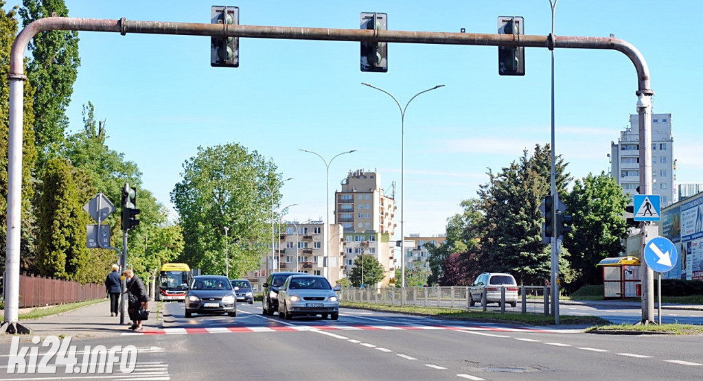 Biało-czerwone zebry