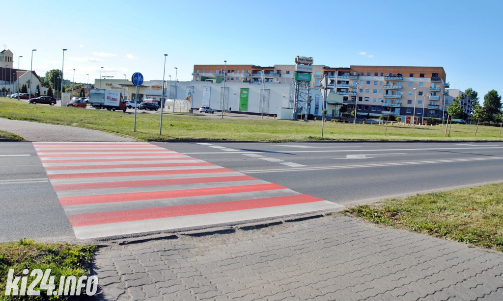 Biało-czerwone zebry