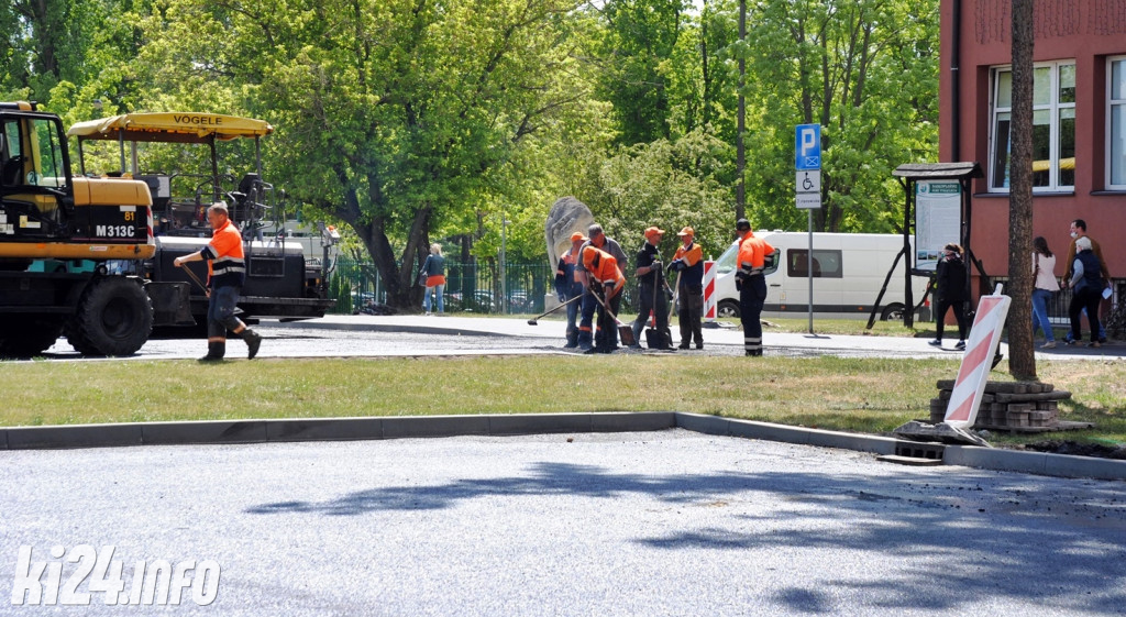 Remont parkingu przed starostwem