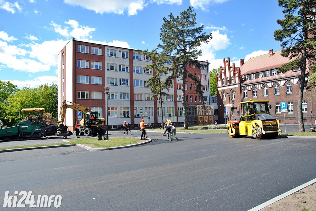 Remont parkingu przed starostwem
