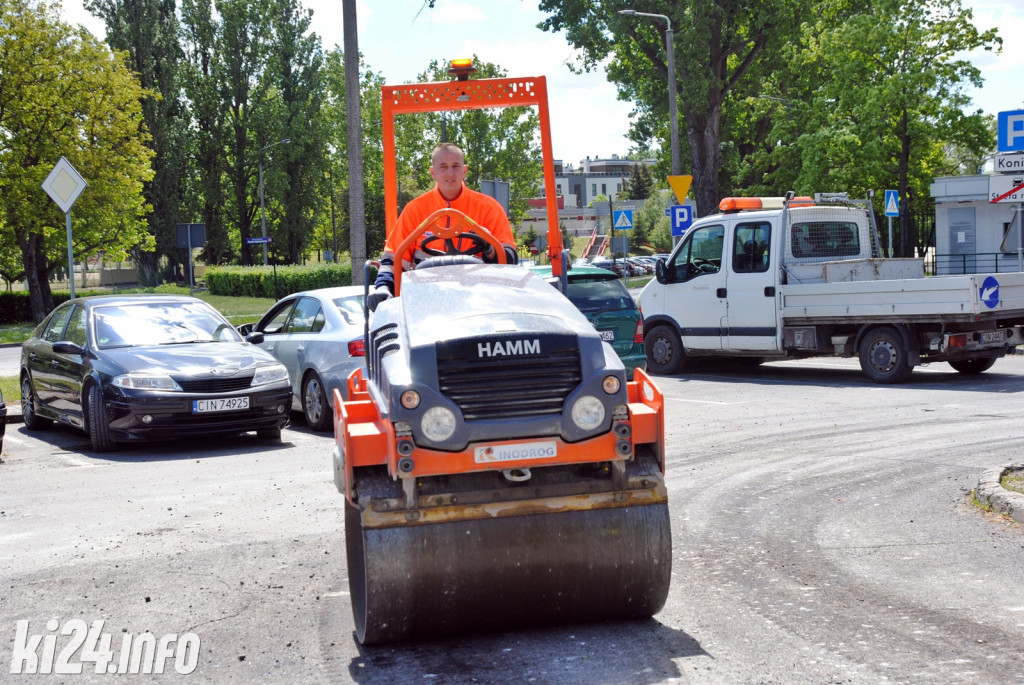 Remont parkingu przed starostwem