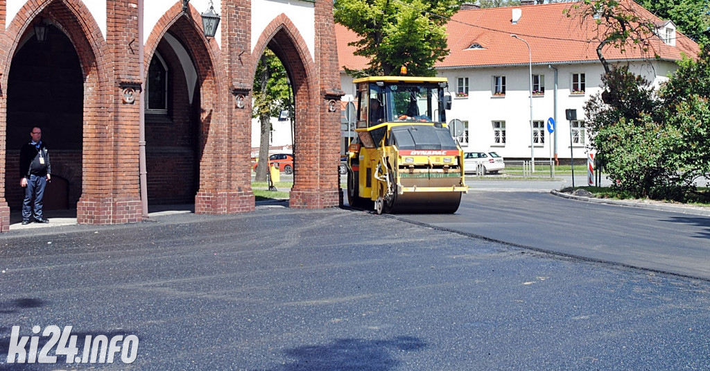 Remont parkingu przed starostwem