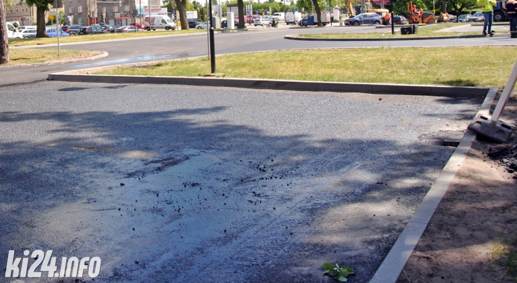 Remont parkingu przed starostwem