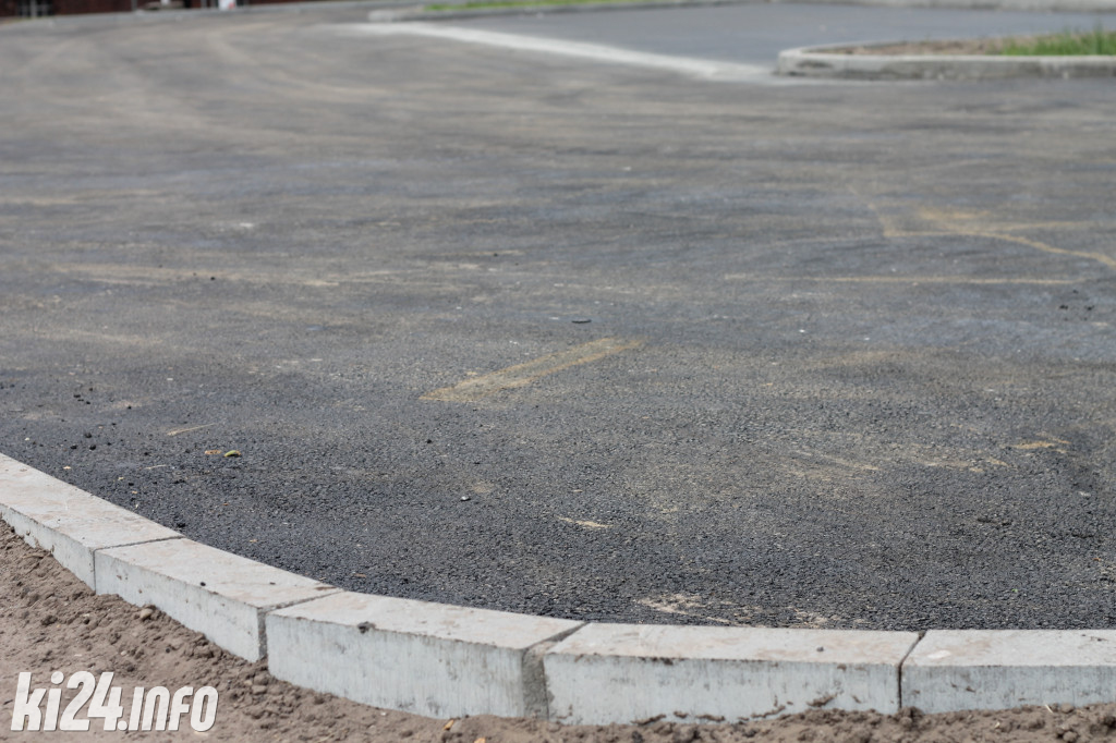 Remont parkingu przed starostwem