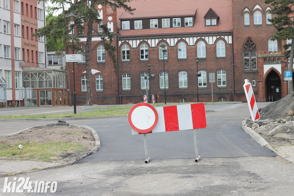 Remont parkingu przed starostwem
