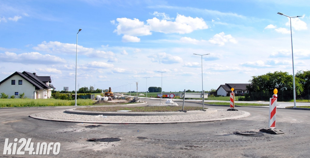 Budowa ronda przy Długiej i Marulewskiej