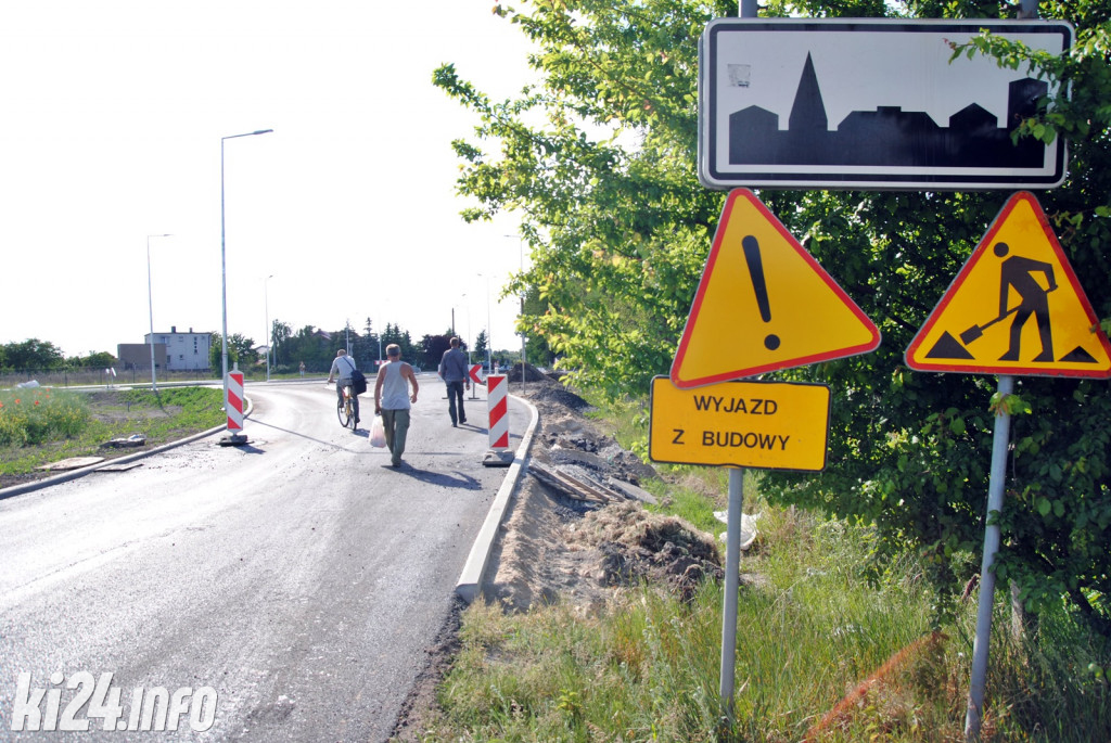 Budowa ronda przy Długiej i Marulewskiej