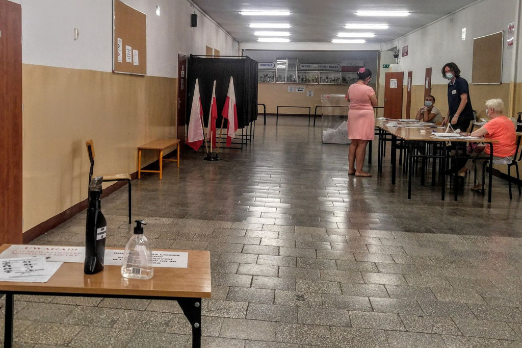 W maseczkach do urn. Tak wyglądały tegoroczne wybory prezydenckie