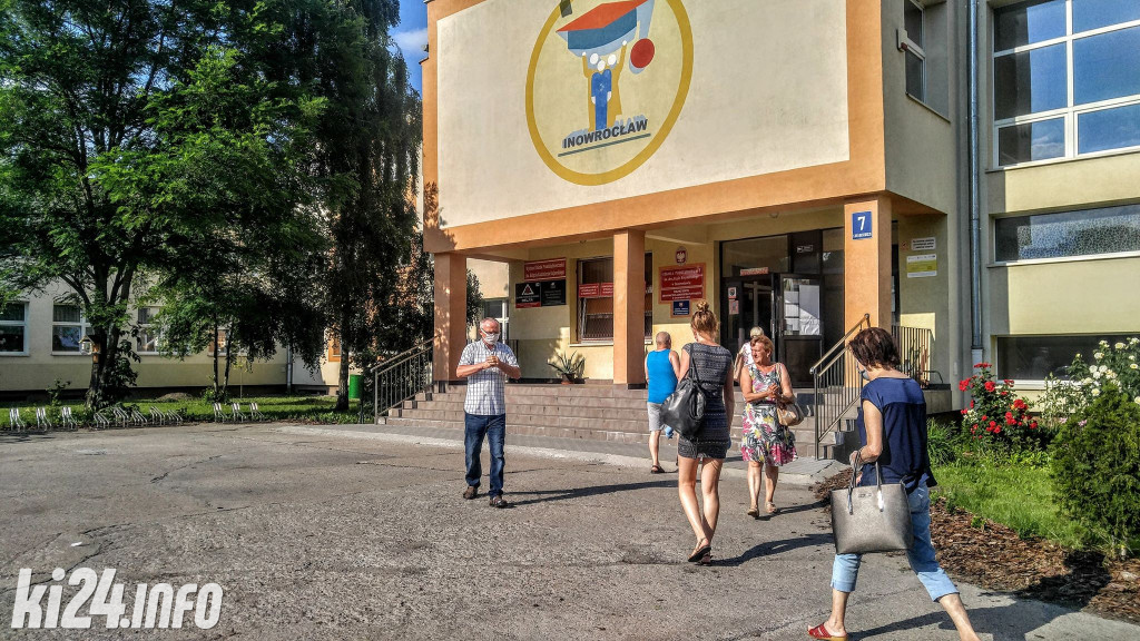 W maseczkach do urn. Tak wyglądały tegoroczne wybory prezydenckie