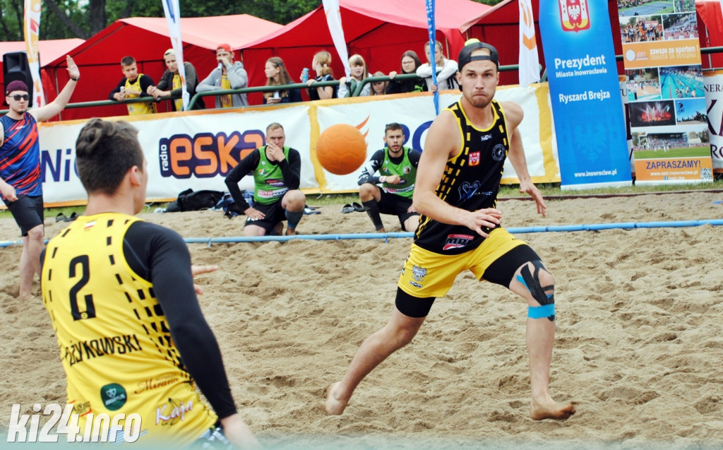 Weekend pod znakiem piłki plażowej