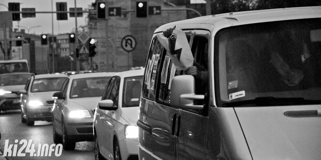 Samochodowy strajk inowrocławian