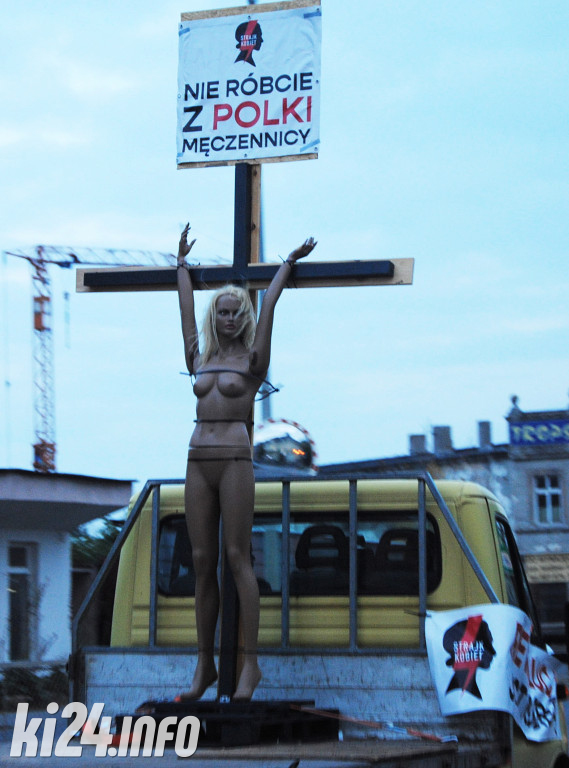 Samochodowy strajk inowrocławian