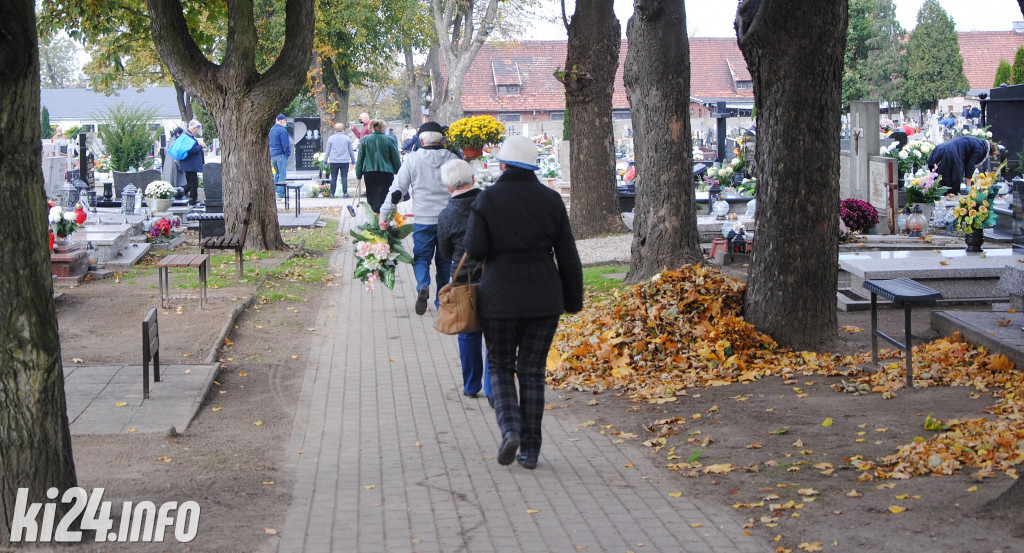 Przygotowania do Dnia Wszystkich Świętych