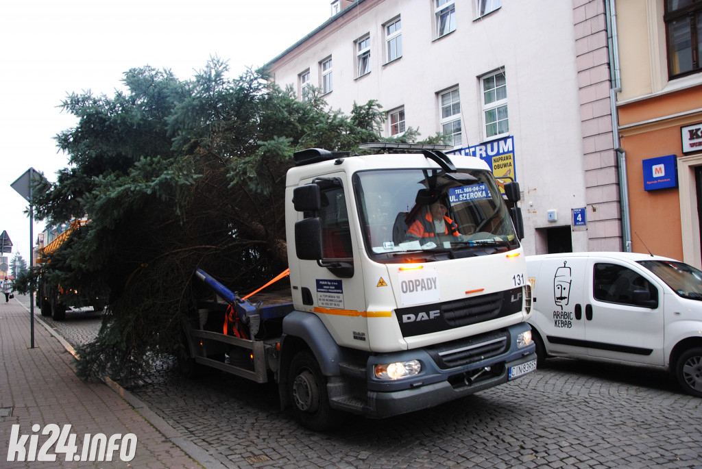Bożonarodzeniowa choinka na inowrocławskim Rynku