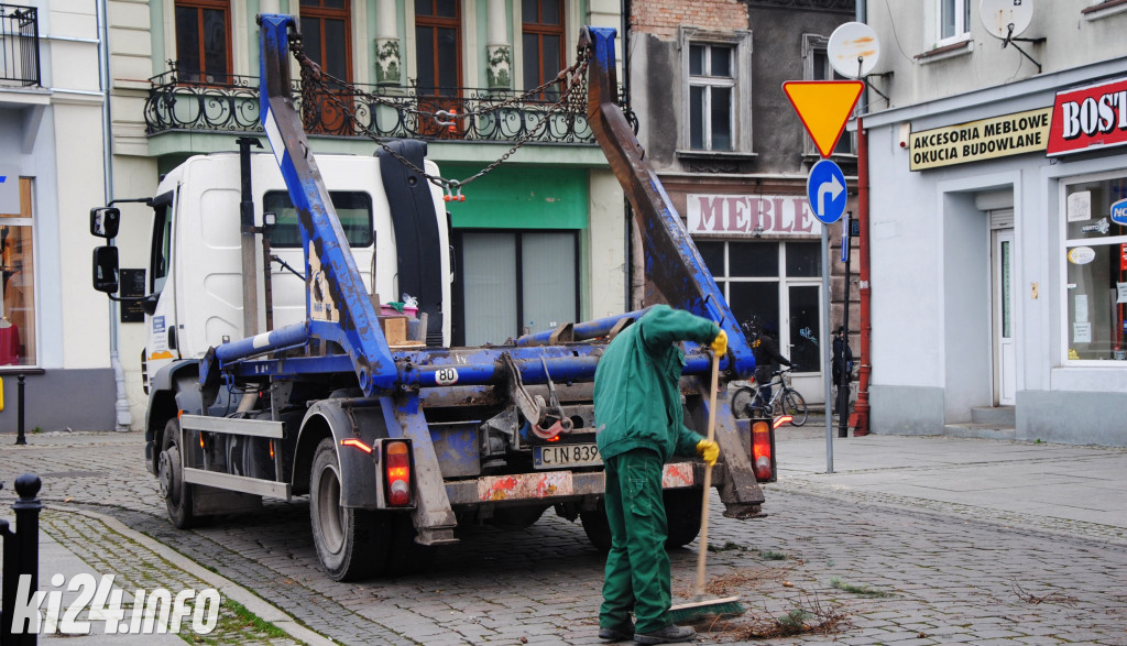 Bożonarodzeniowa choinka na inowrocławskim Rynku