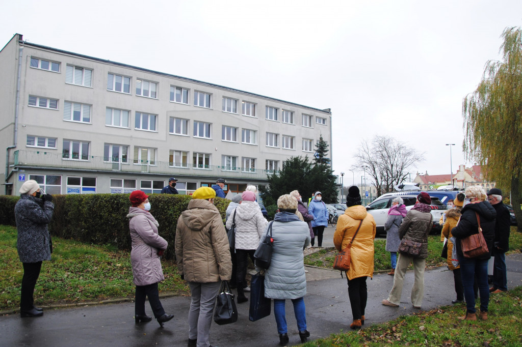 Protest przed siedzibą KSM