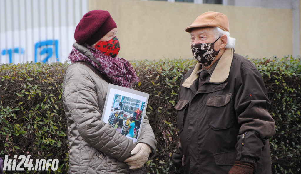 Protest przed siedzibą KSM