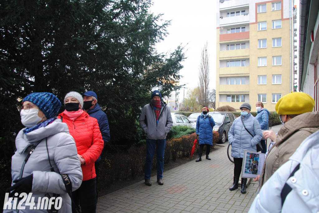 Protest przed siedzibą KSM