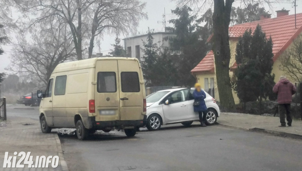 Kolizja na ul. Przybyszewskiego