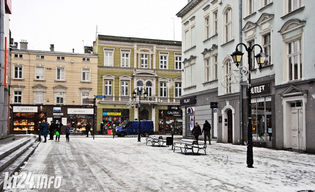 Centrum Inowrocławia w zimowej szacie