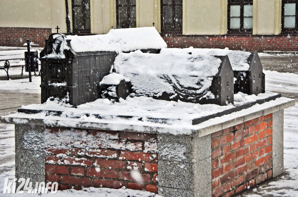 Centrum Inowrocławia w zimowej szacie
