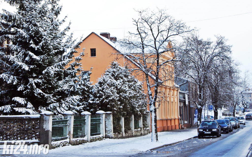 Centrum Inowrocławia w zimowej szacie