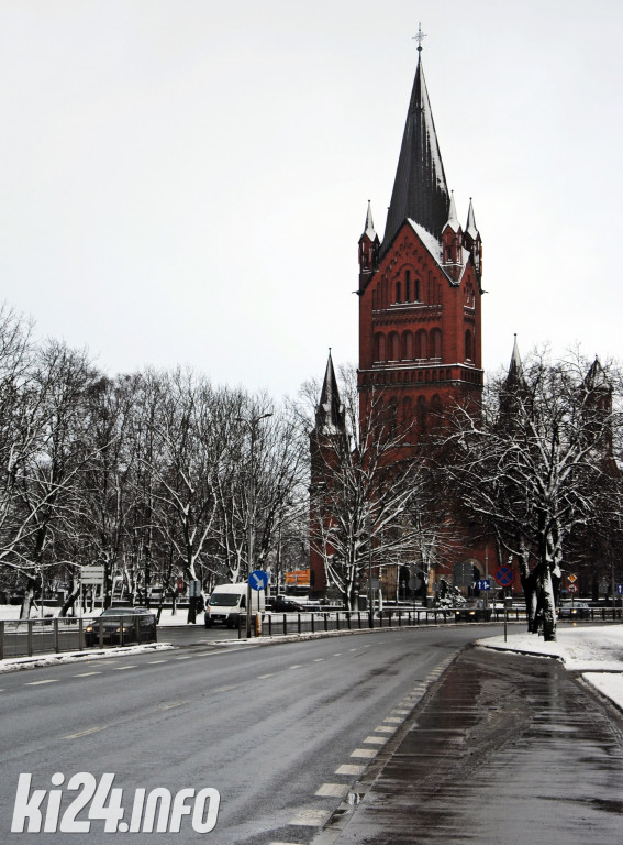 Centrum Inowrocławia w zimowej szacie