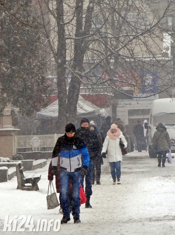 Zima w obiektywie: Ulica Dworcowa