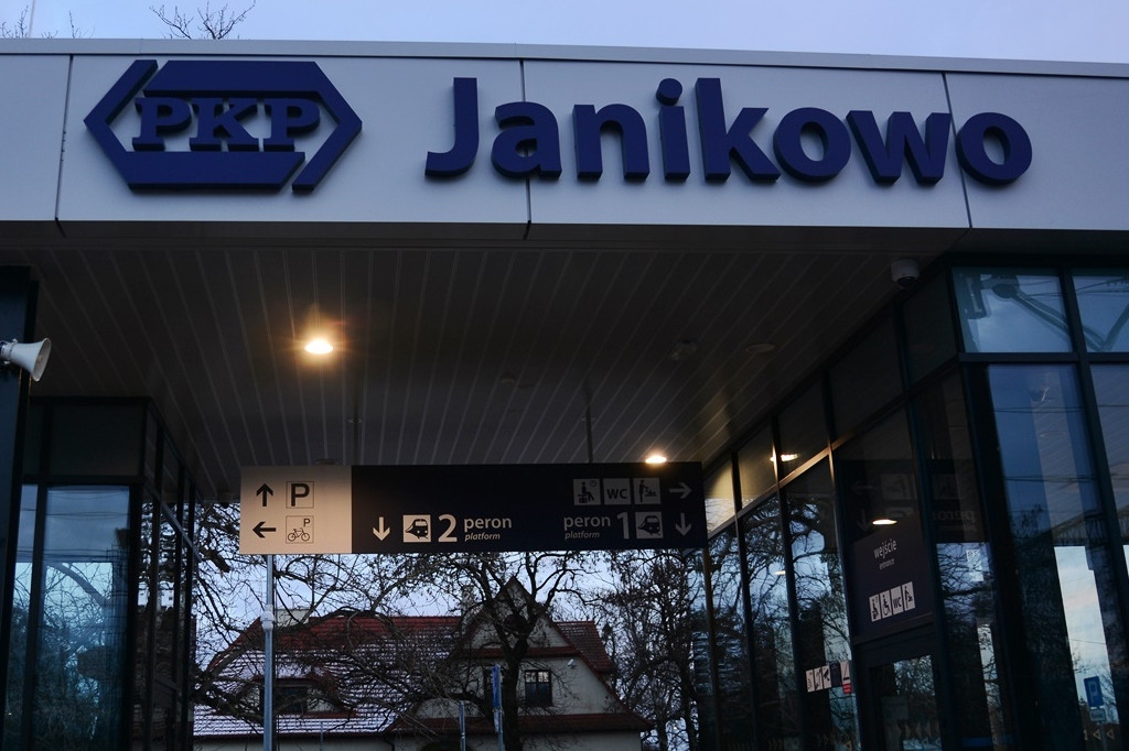 Nowy dworzec PKP w Janikowie