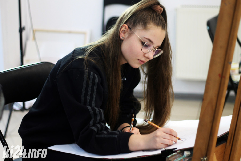 Kurs rysunku i malarstwa w Kujawskim Centrum Kultury