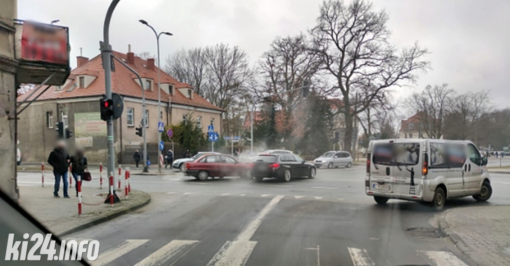 Kolizja w centrum miasta