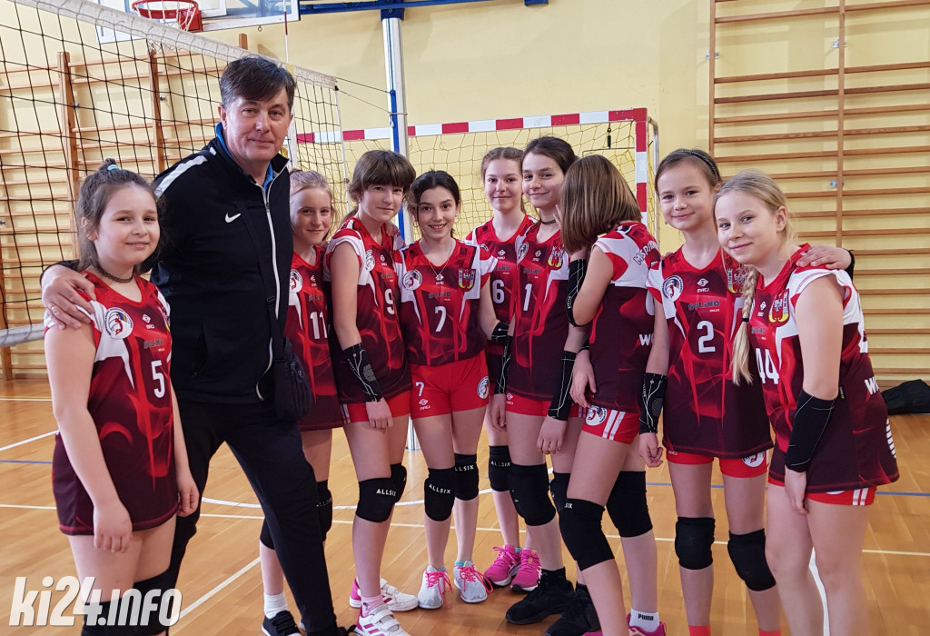  Świetny występ najmłodszych siatkarek MSPS Inowrocław