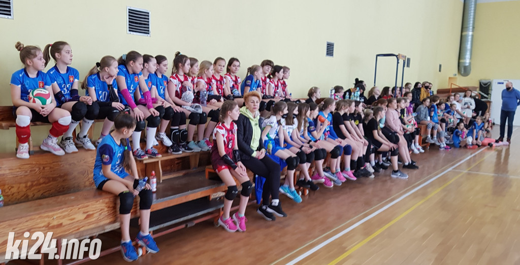  Świetny występ najmłodszych siatkarek MSPS Inowrocław