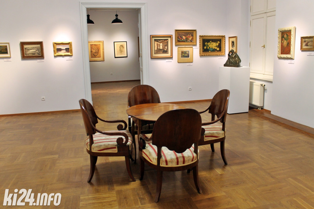 Kulturalny podwieczorek w powiatowym muzeum