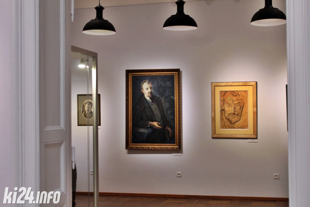 Kulturalny podwieczorek w powiatowym muzeum
