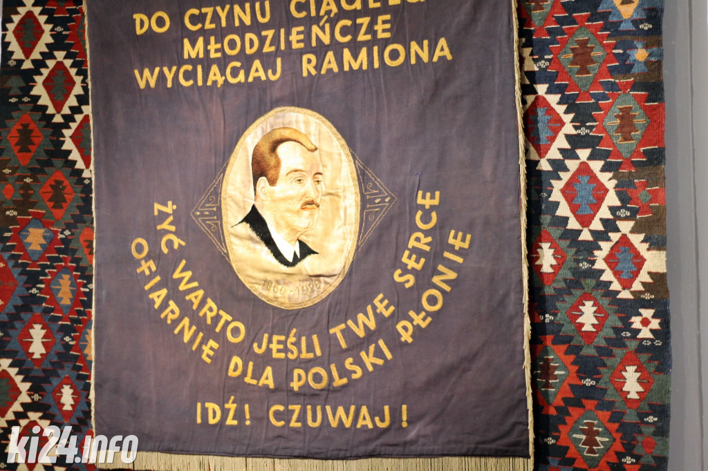 Kulturalny podwieczorek w powiatowym muzeum