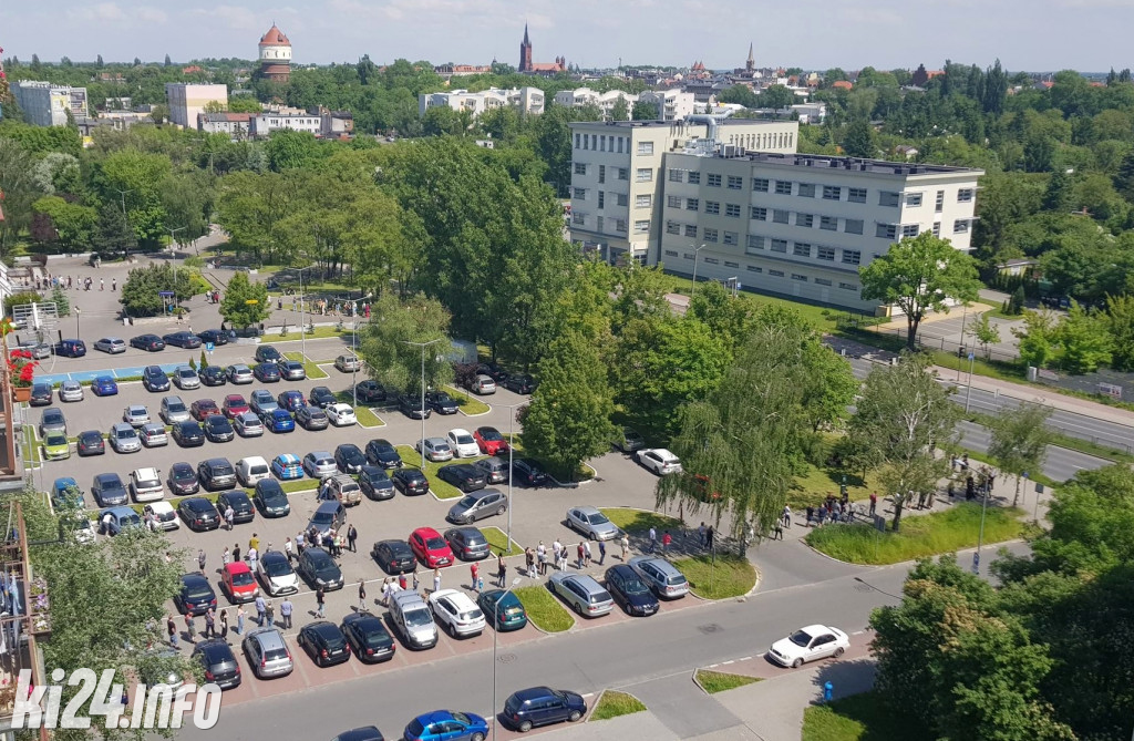 Kolejka do szczepienia