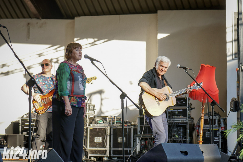 Koncert Kwiat Jabłoni i inni