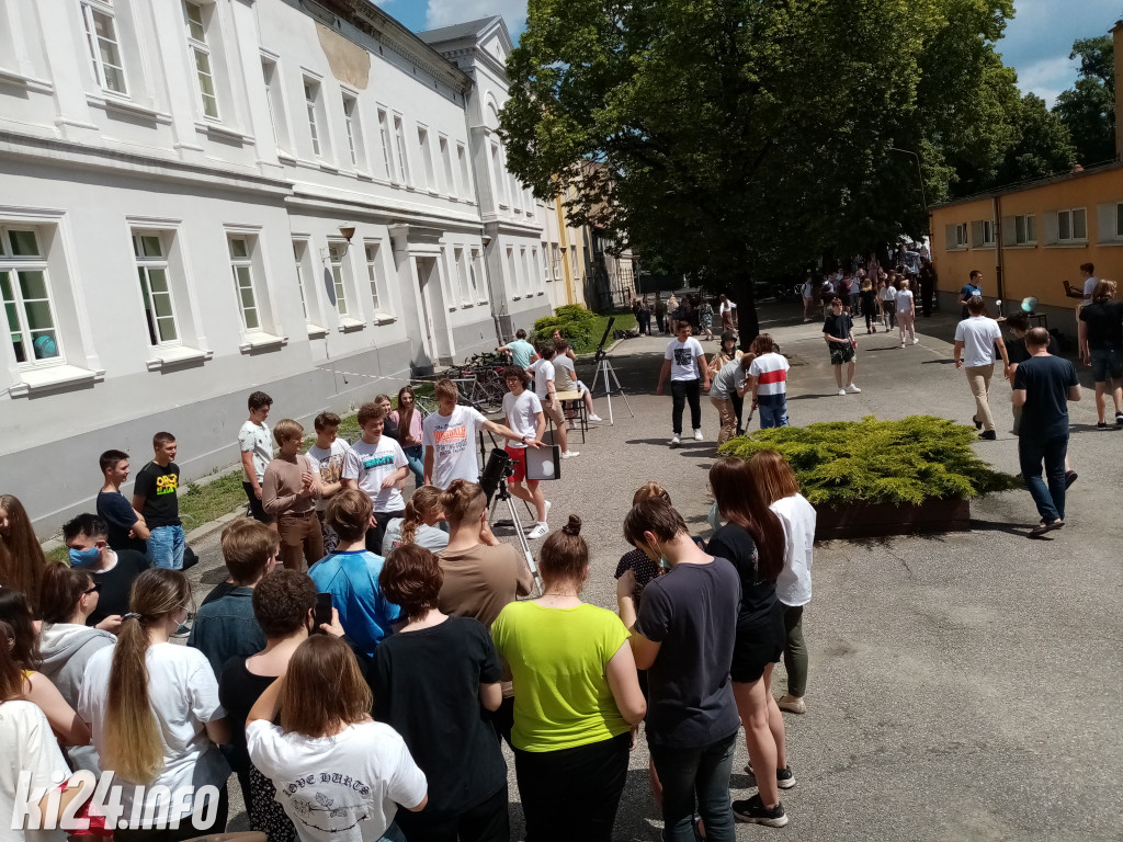 Obserwacje częściowego zaćmienia Słońca