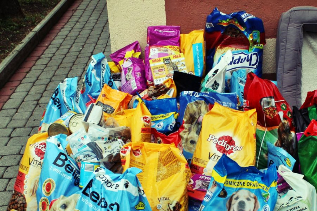 Policyjna zbiórka dla zwierząt