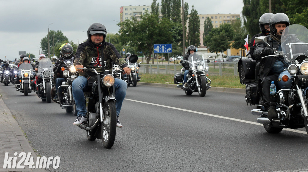 Parada motocykli na Rąbinie i pokaz stuntu